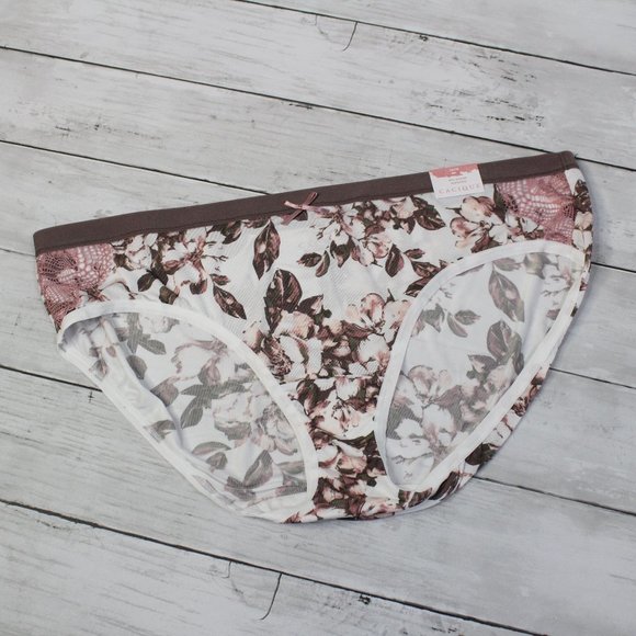 Cacique Women's Floral Lace Panties Plus Size 14 16 - Picture 1 of 4